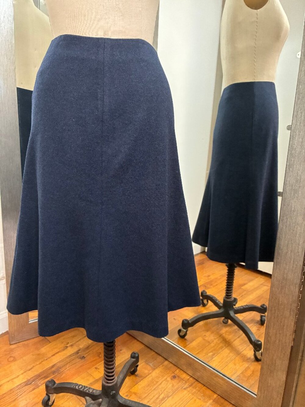 Uniqlo Navy Blue Midi Knit A-Line Skirt, Size XS